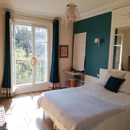 Appartement Haussmann Style 3 Bedrooms Flat In Auteuil